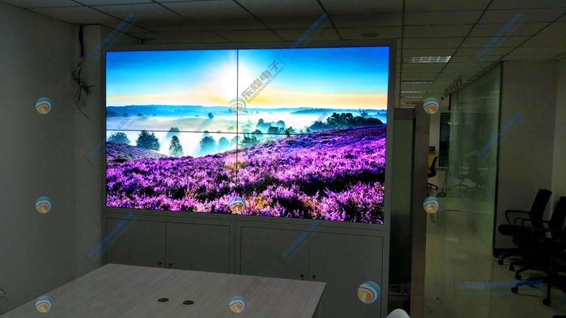南京泰和文化创意产业有限公司55吋3.5mm拼缝2*2液晶拼接屏项目